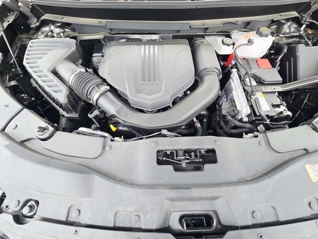 Chevrolet Traverse Vehicle Full-screen Gallery Image 16