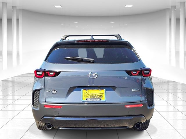 Mazda CX-50 Hybrid Vehicle Full-screen Gallery Image 04