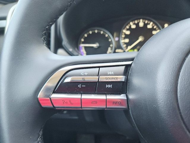 Mazda CX-50 Hybrid Vehicle Full-screen Gallery Image 17