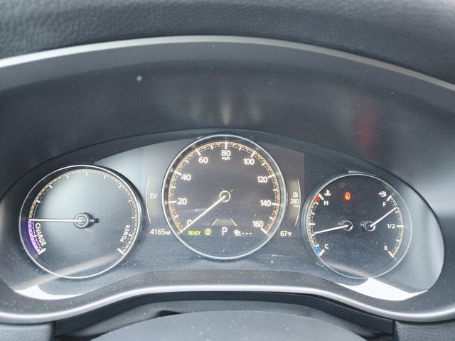 Mazda CX-50 Hybrid Vehicle Full-screen Gallery Image 19