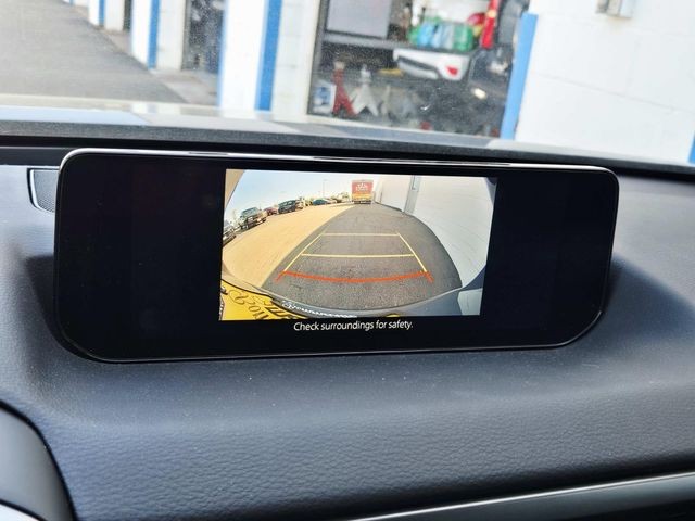 Mazda CX-50 Hybrid Vehicle Full-screen Gallery Image 23