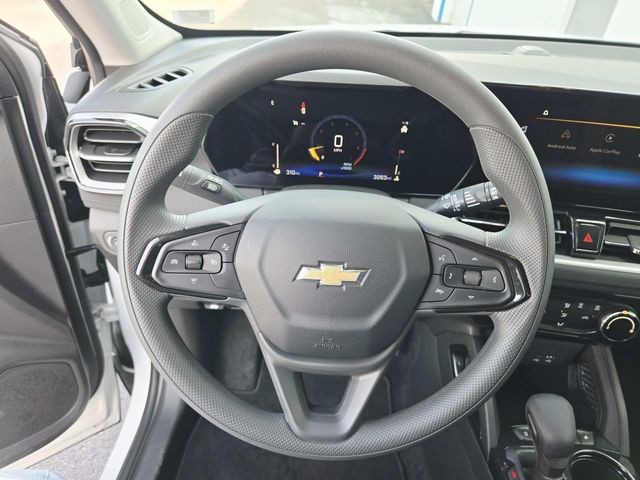 Chevrolet Trailblazer Vehicle Full-screen Gallery Image 15