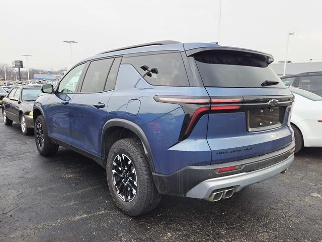 Chevrolet Traverse Vehicle Full-screen Gallery Image 02