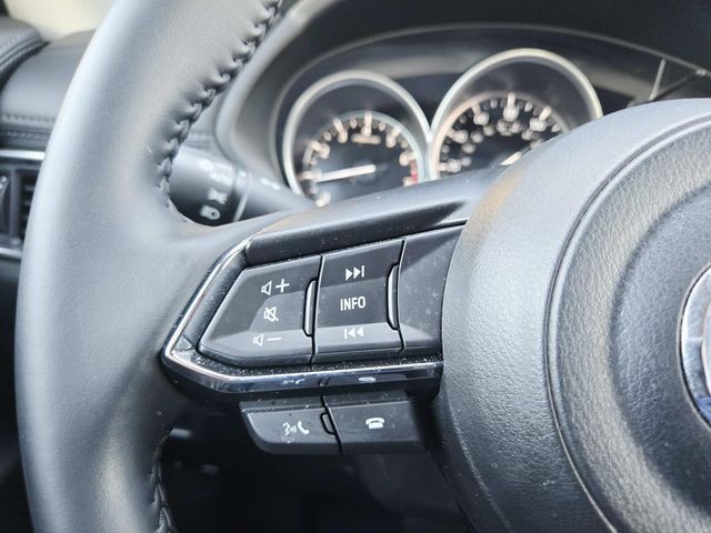 Mazda CX-5 Vehicle Full-screen Gallery Image 16