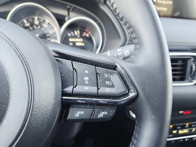 Mazda CX-5 Vehicle Full-screen Gallery Image 17