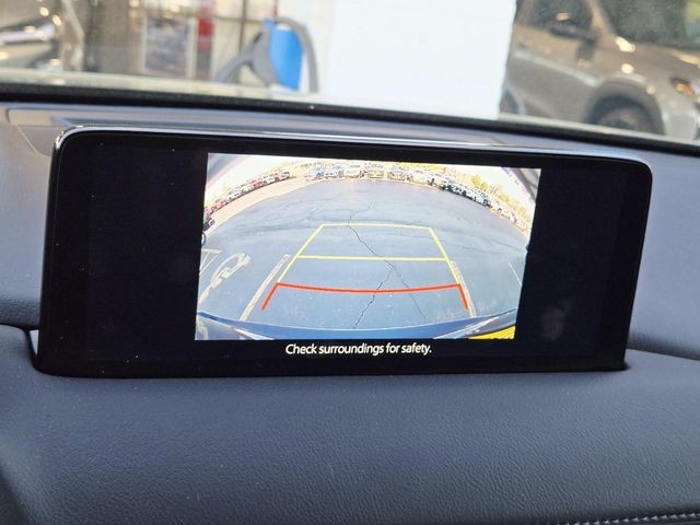 Mazda CX-5 Vehicle Full-screen Gallery Image 22