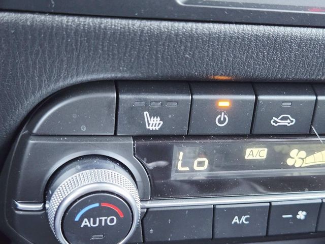 Mazda CX-5 Vehicle Full-screen Gallery Image 24