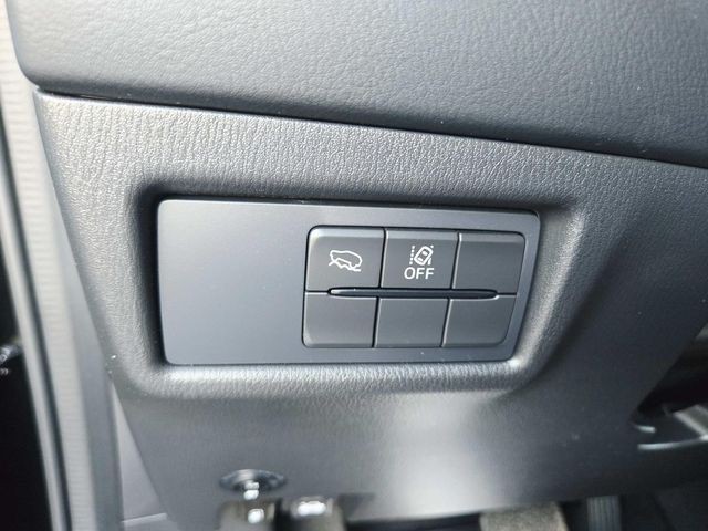 Mazda CX-5 Vehicle Full-screen Gallery Image 29