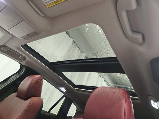 Mazda CX-50 Hybrid Vehicle Full-screen Gallery Image 06