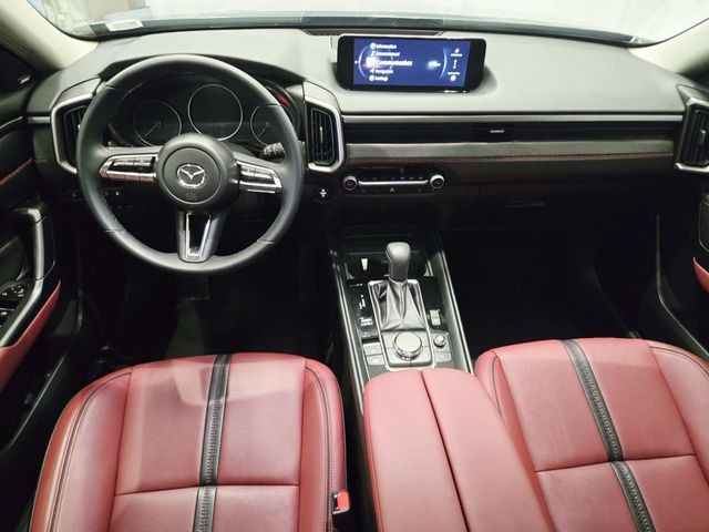 Mazda CX-50 Hybrid Vehicle Full-screen Gallery Image 07