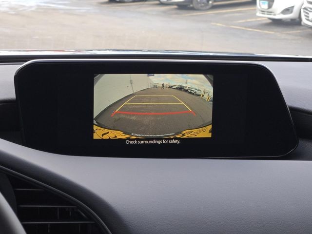 Mazda Mazda3 Vehicle Full-screen Gallery Image 22