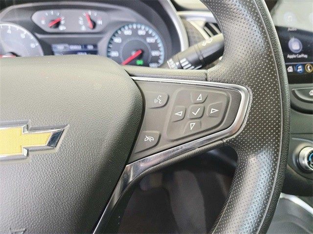 Chevrolet Malibu Vehicle Full-screen Gallery Image 17