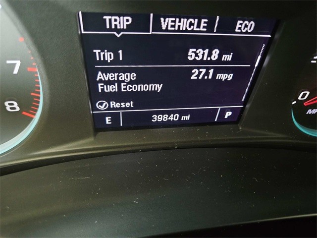 Chevrolet Malibu Vehicle Full-screen Gallery Image 19