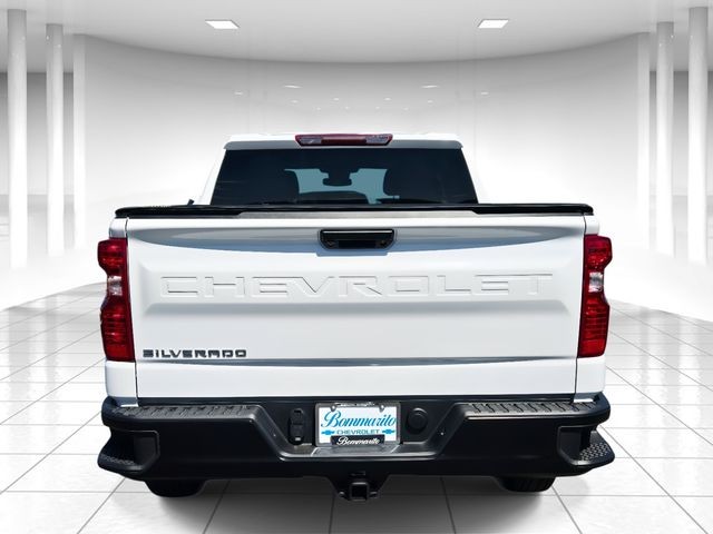 Chevrolet Silverado 1500 Vehicle Full-screen Gallery Image 04
