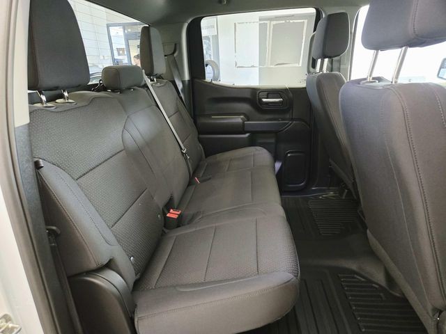 Chevrolet Silverado 1500 Vehicle Full-screen Gallery Image 12