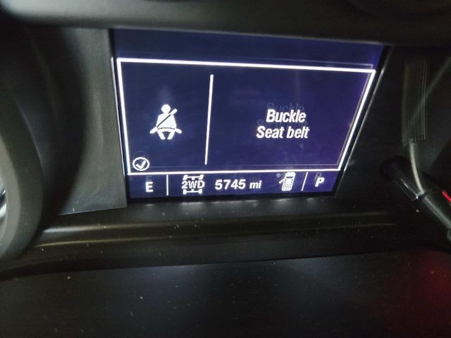 Chevrolet Silverado 1500 Vehicle Full-screen Gallery Image 20