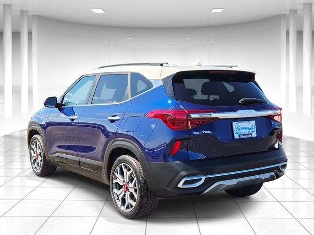 Kia Seltos Vehicle Full-screen Gallery Image 03