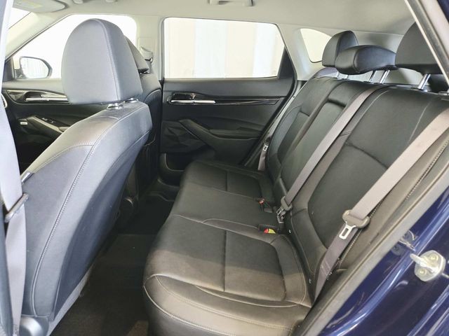 Kia Seltos Vehicle Full-screen Gallery Image 09