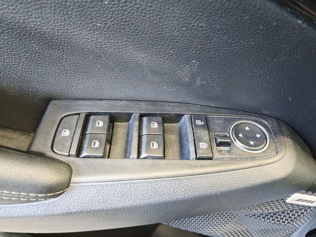 Kia Seltos Vehicle Full-screen Gallery Image 31