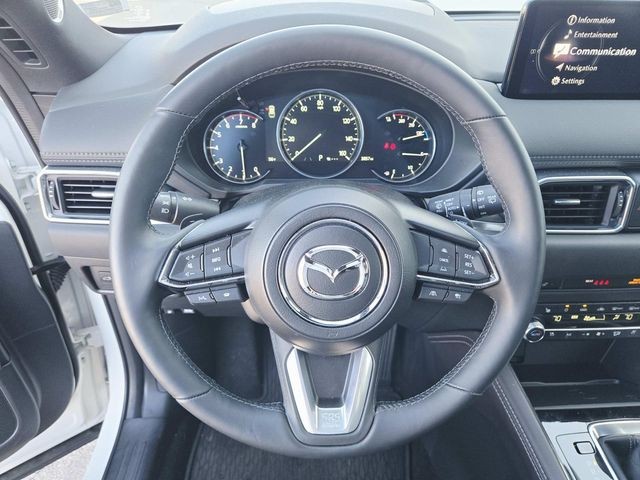 Mazda CX-5 Vehicle Full-screen Gallery Image 16