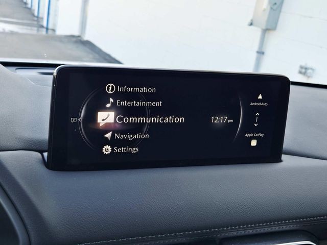 Mazda CX-5 Vehicle Full-screen Gallery Image 22