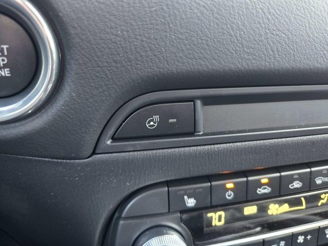 Mazda CX-5 Vehicle Full-screen Gallery Image 26