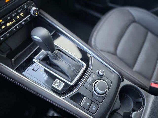 Mazda CX-5 Vehicle Full-screen Gallery Image 29