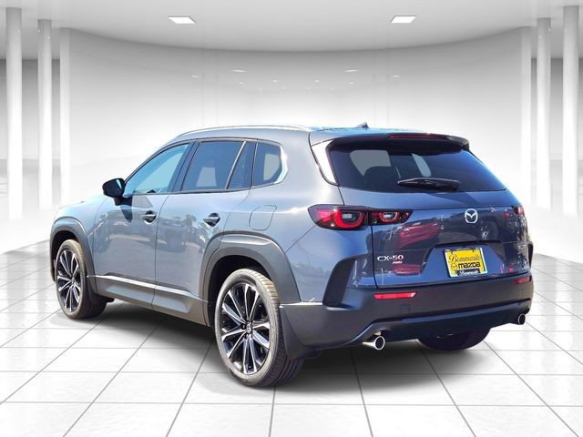 Mazda CX-50 Vehicle Full-screen Gallery Image 03