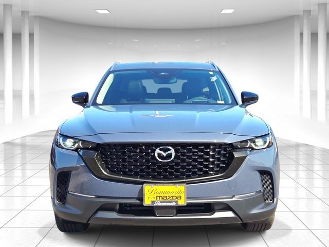 Mazda CX-50 Vehicle Full-screen Gallery Image 05