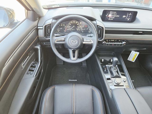 Mazda CX-50 Vehicle Full-screen Gallery Image 08