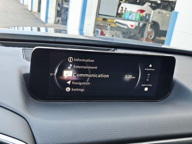 Mazda CX-50 Vehicle Full-screen Gallery Image 22