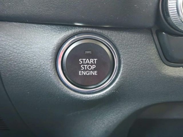 Mazda CX-50 Vehicle Full-screen Gallery Image 28