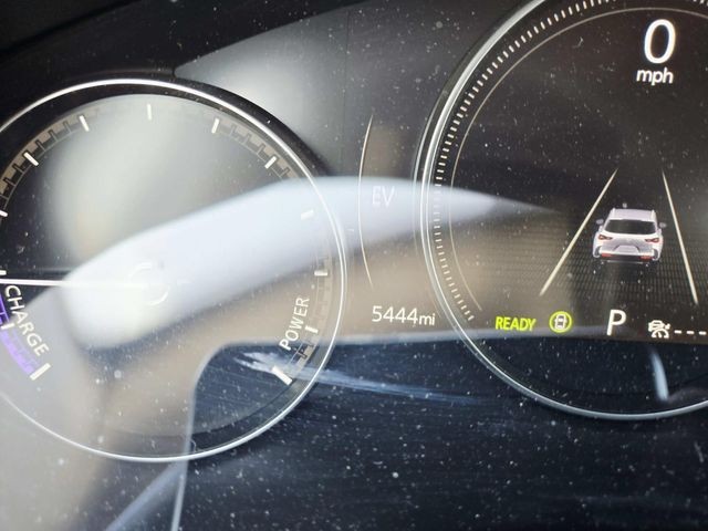 Mazda CX-50 Hybrid Vehicle Full-screen Gallery Image 20