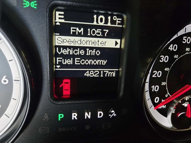 Ram 1500 Classic Vehicle Full-screen Gallery Image 18