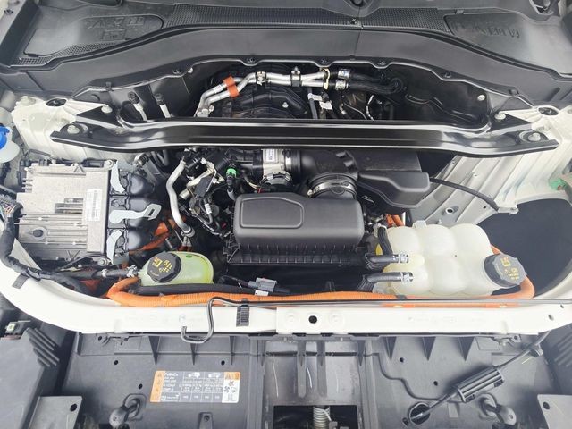 Ford Explorer Vehicle Full-screen Gallery Image 18