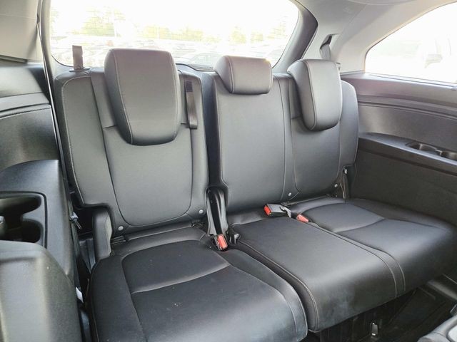 Honda Odyssey Vehicle Full-screen Gallery Image 14