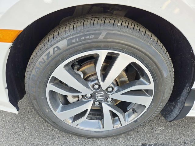 Honda Odyssey Vehicle Full-screen Gallery Image 17