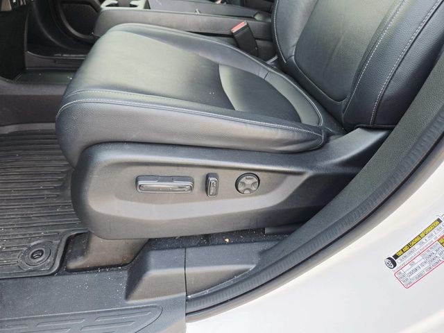 Honda Odyssey Vehicle Full-screen Gallery Image 34