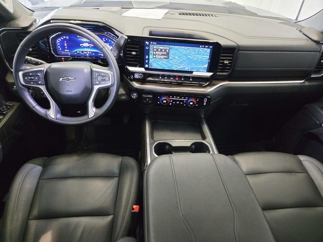 Chevrolet Silverado 2500HD Vehicle Full-screen Gallery Image 06