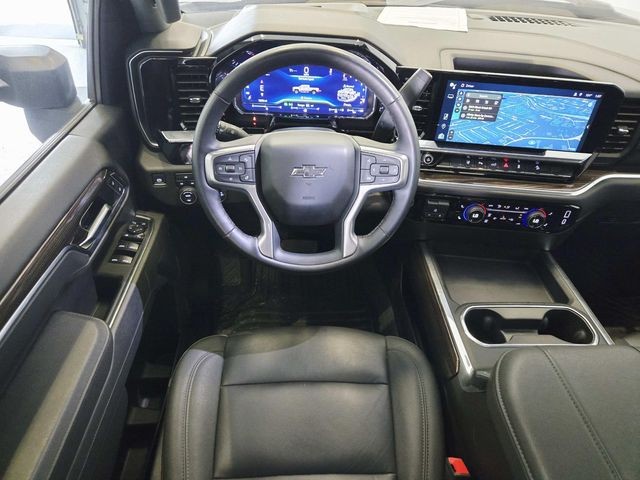 Chevrolet Silverado 2500HD Vehicle Full-screen Gallery Image 07