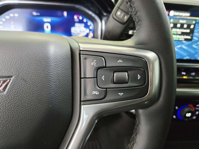 Chevrolet Silverado 2500HD Vehicle Full-screen Gallery Image 19