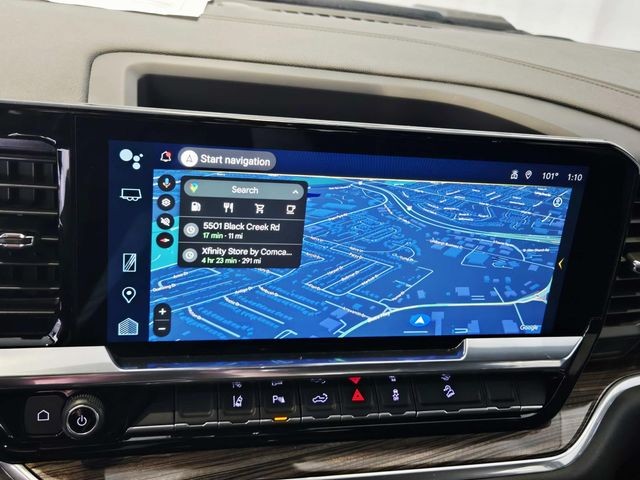 Chevrolet Silverado 2500HD Vehicle Full-screen Gallery Image 23