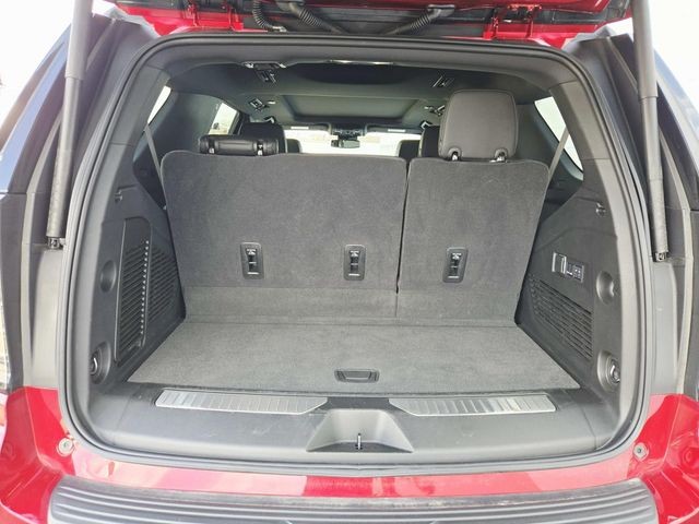 Chevrolet Tahoe Vehicle Full-screen Gallery Image 12