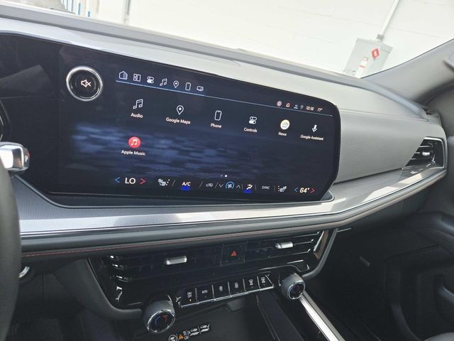 Chevrolet Tahoe Vehicle Full-screen Gallery Image 24