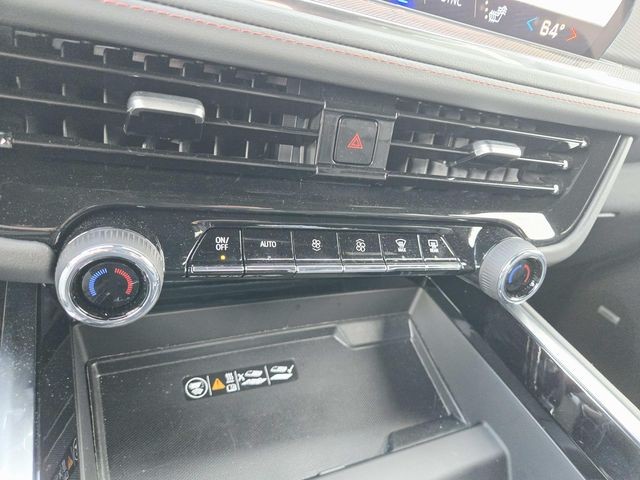 Chevrolet Tahoe Vehicle Full-screen Gallery Image 29