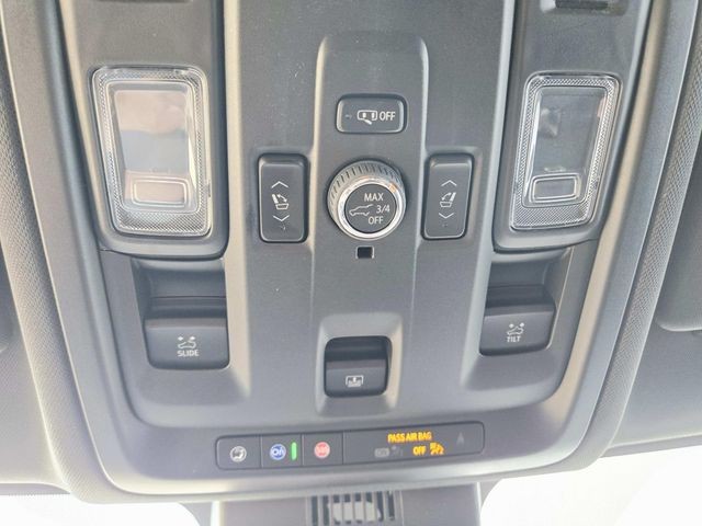 Chevrolet Tahoe Vehicle Full-screen Gallery Image 31