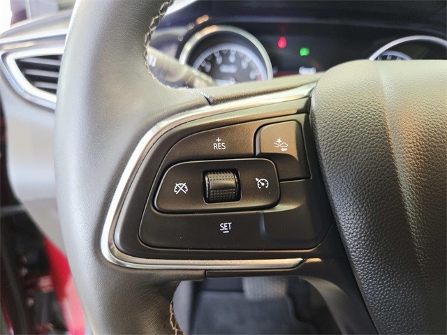 Buick Encore GX Vehicle Full-screen Gallery Image 16