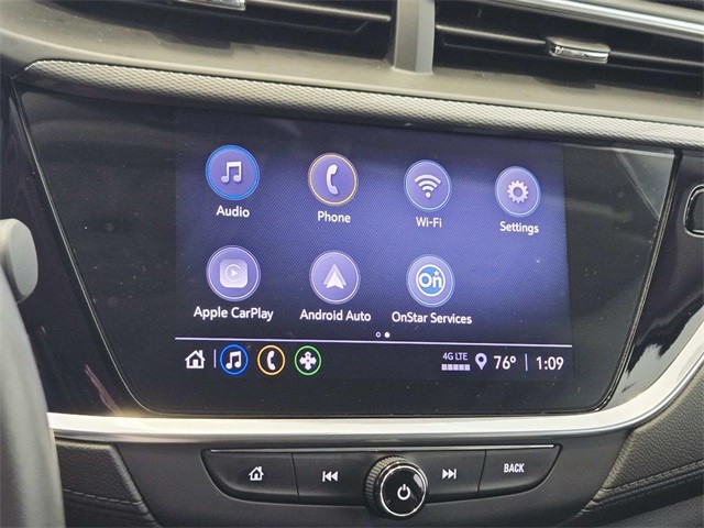 Buick Encore GX Vehicle Full-screen Gallery Image 21