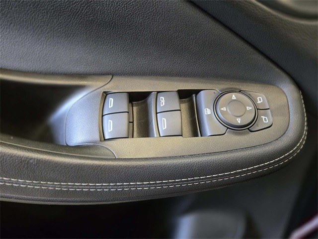 Buick Encore GX Vehicle Full-screen Gallery Image 29