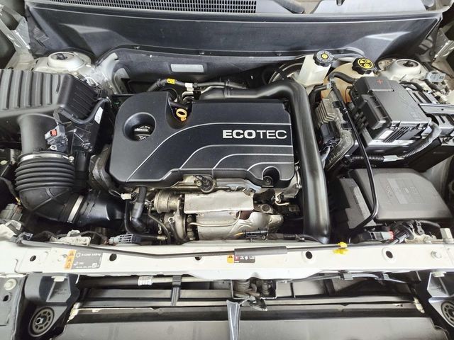 Chevrolet Equinox Vehicle Full-screen Gallery Image 13